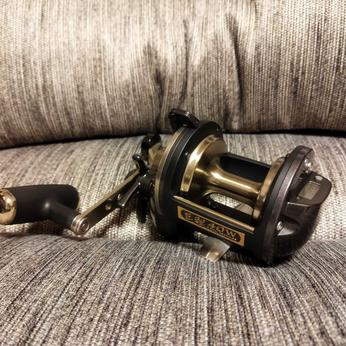 ★希少品！超美品！ダイワ 巨鯉 40W DAIWA 鯉釣り 両軸リール カープフィッシング carp fishing★_画像1