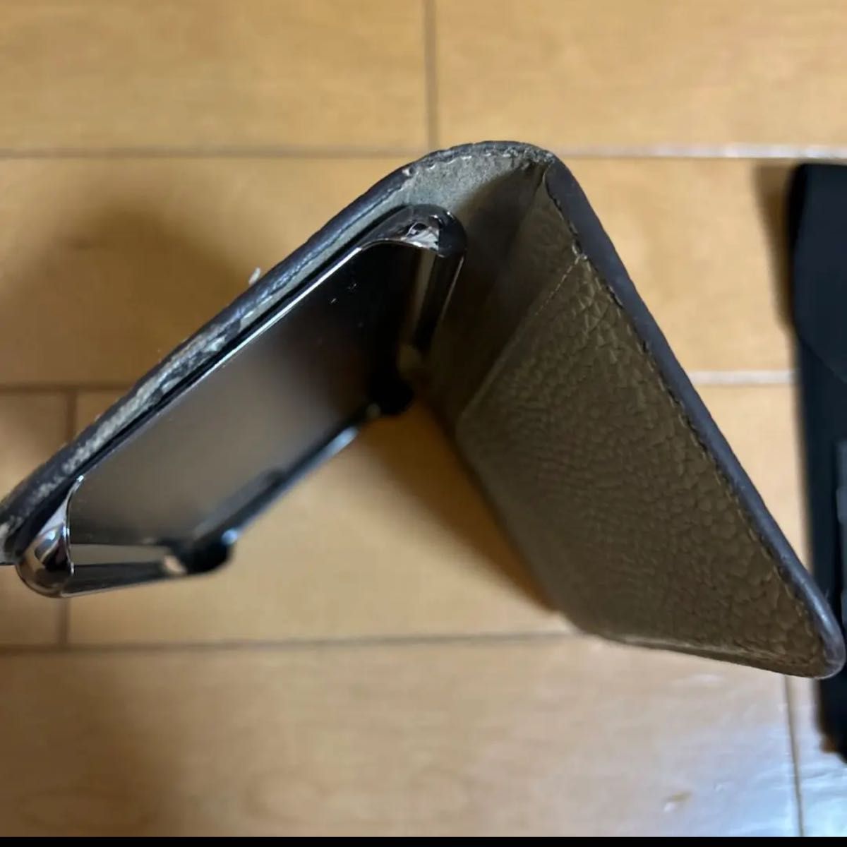 ボナベンチュラ BONAVENTURA iPhone11 plus グレージュ 手帳型 ボナベンチュラ BONAVENTURA iPhone11 plus グレージュ 手帳型