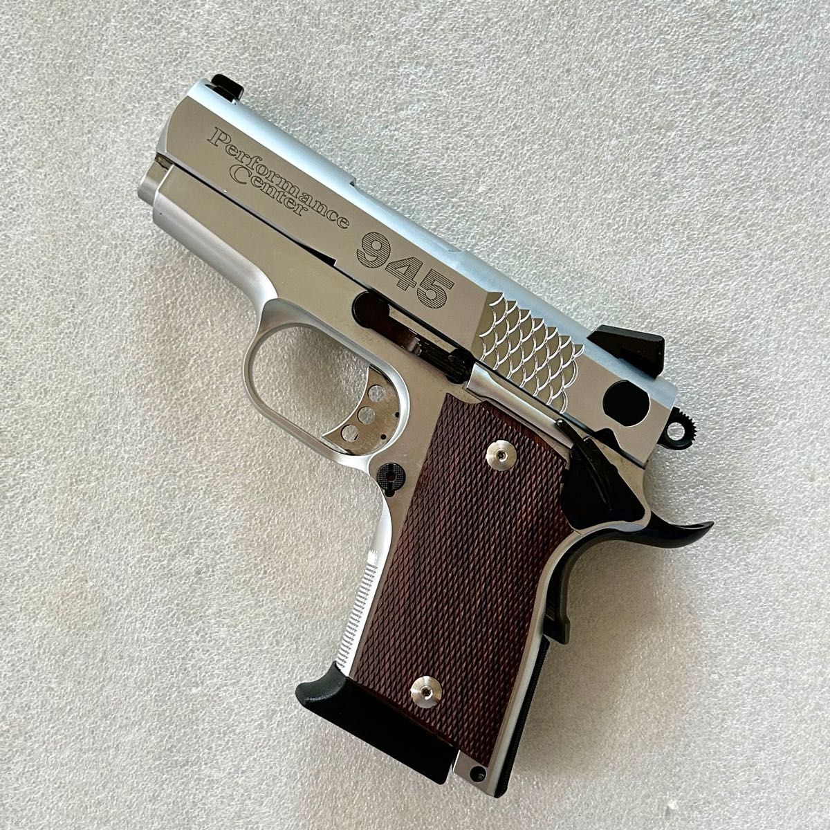 絶版・美品 KSC S&W M945 コンパクト ABS ステンレスシルバー 絶版・美品 KSC S&W M945 コンパクト ABS ステンレスシルバー