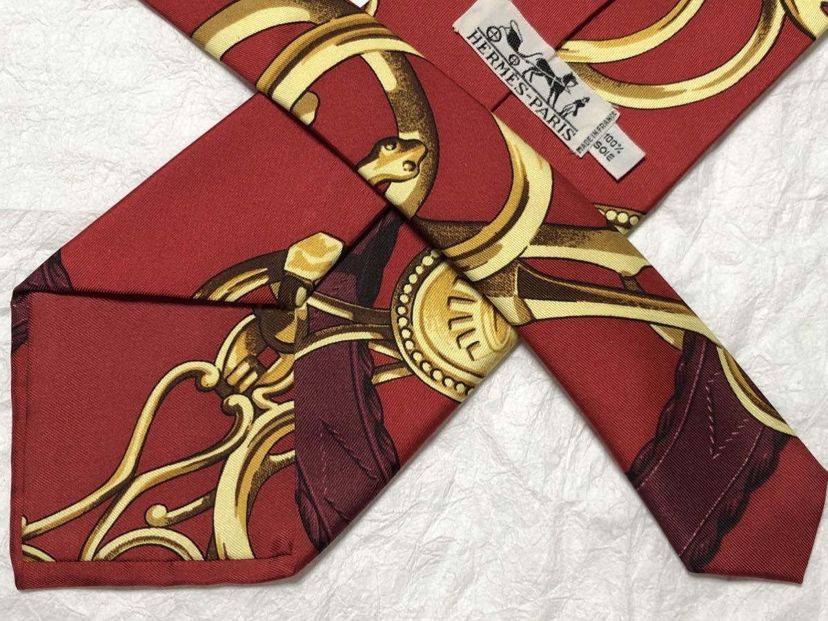希少 HERMES エルメス ネクタイ シルク100% スカーフ風 金具 希少 HERMES エルメス ネクタイ シルク100% スカーフ風 金具