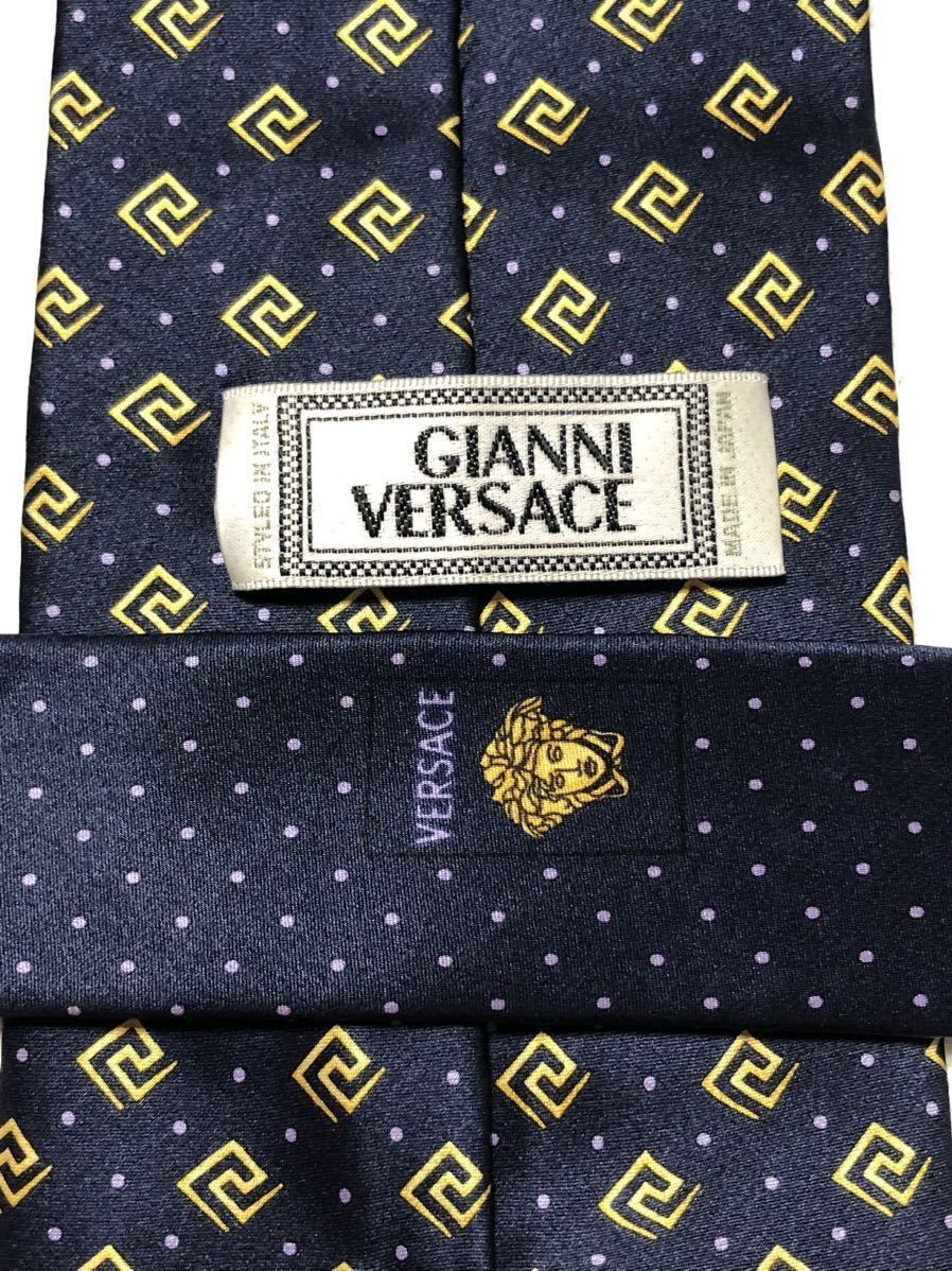 # beautiful goods #GIANNI VERSACE Gianni Versace necktie Greece . writing total pattern mete.-sa silk 100% made in Japan navy × Gold 