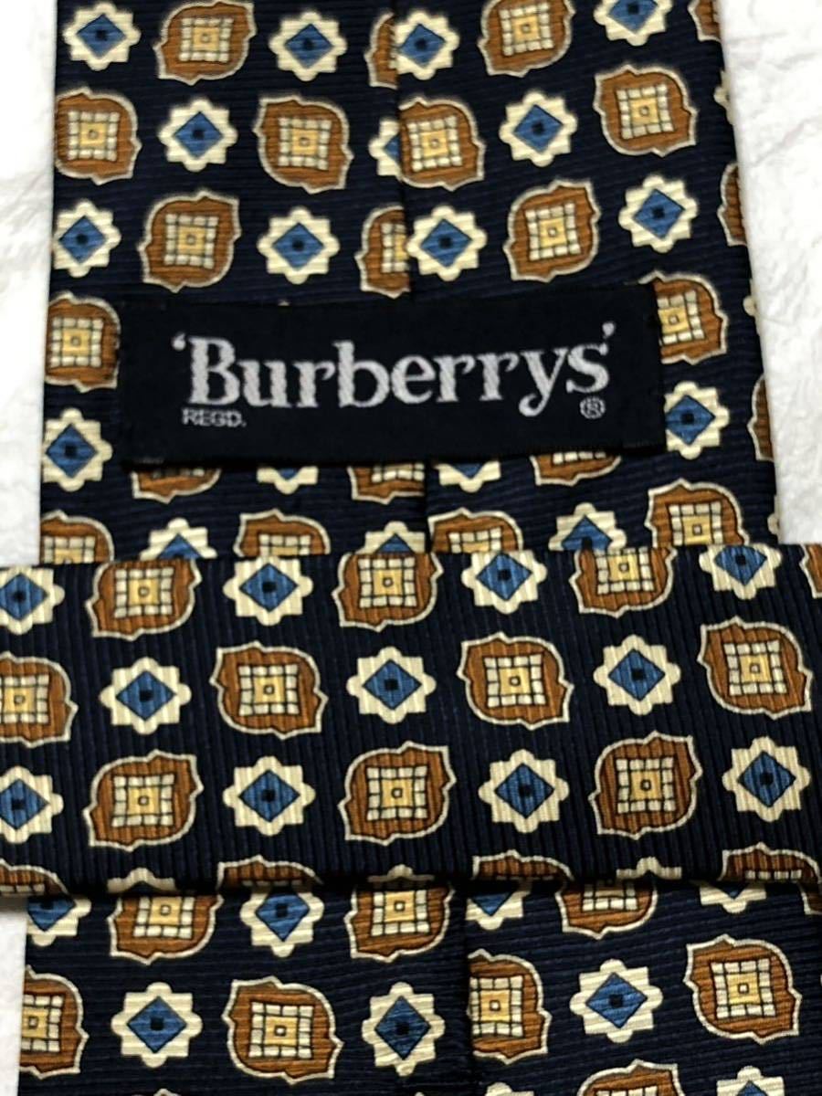 Burberry's バーバリー　ネクタイ　シルク100% スクエア　総柄　ブルー×ブラウン×ベージュ　D-TK 8005
