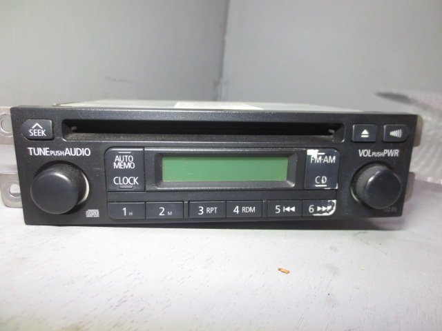 eKワゴン　H82W　オーディオ　CD　AM　FM　プレーヤー　デッキ　ステレオ 　8701A124　純正　22071　伊t_画像1