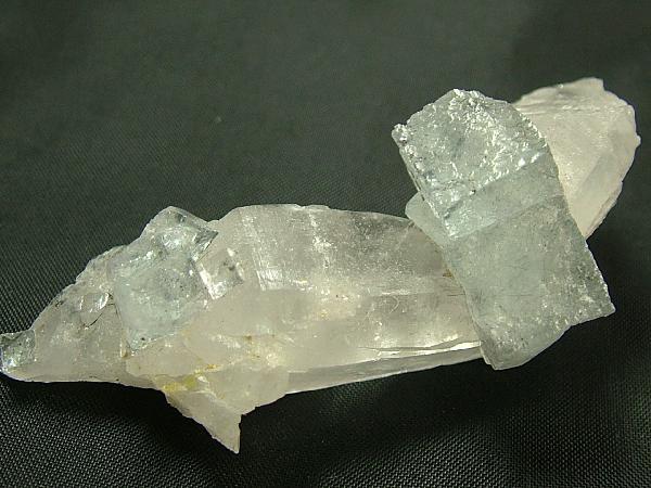 *水晶＋蛍石（フロライト）・Ｆ_画像2