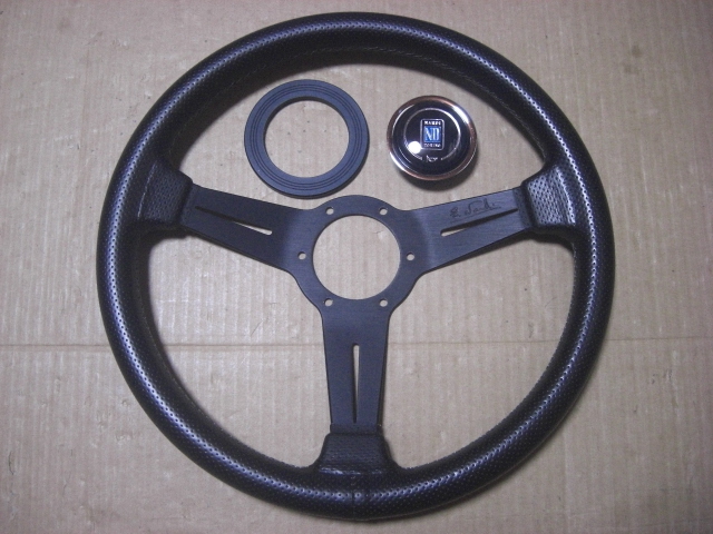 Yahoo!オークション - 希少 NARDI CLASSIC 34Φ ステアリング Yahoo!オークション - 希少 NARDI CLASSIC 34Φ ステアリング