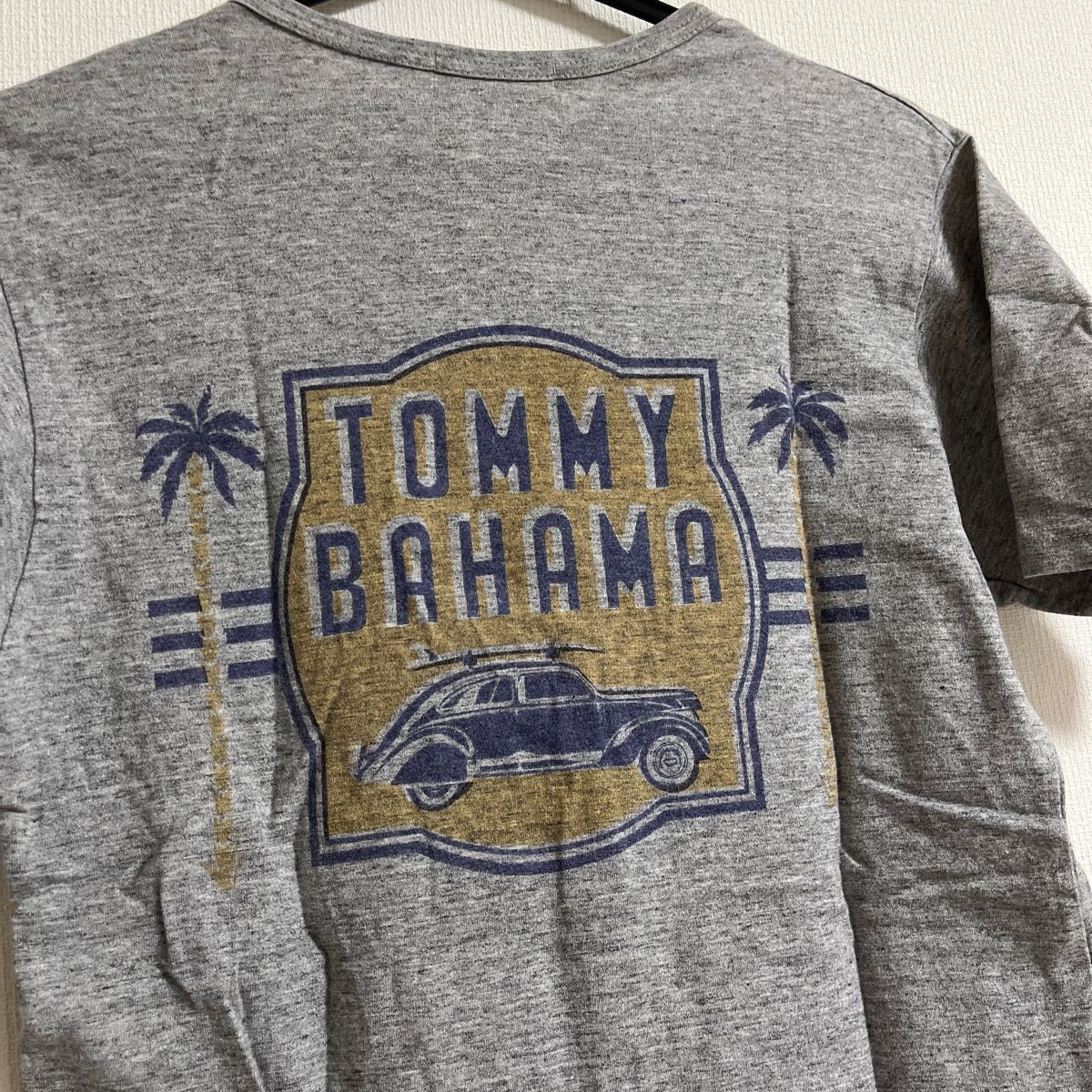 トミーバハマのTシャツ　グレー　Mサイズ
