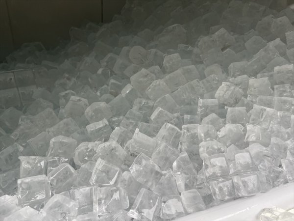 直接引取大歓迎 動作品 HOSHIZAKI 全自動製氷機 IM-230M 230kg製氷機 三相200V キューブアイスメーカー ホシザキ 厨房 居酒屋 飲食_画像3