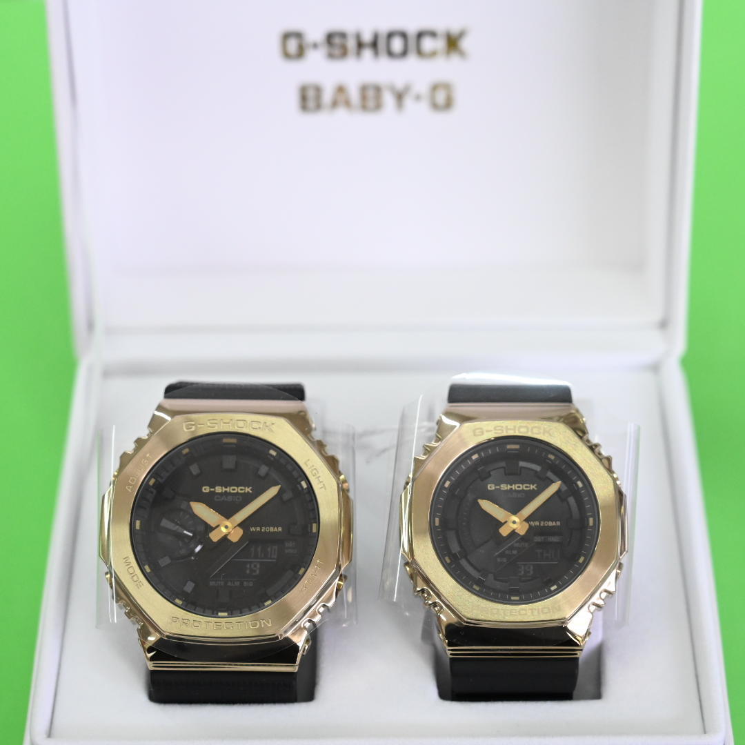 セール!★G-SHOCK GM-2100G-1A9JF GM-S2100GB-1AJF ペアウォッチ ブラック・ゴールド メタルベゼル カシオーク メンズ レディース 腕時計
