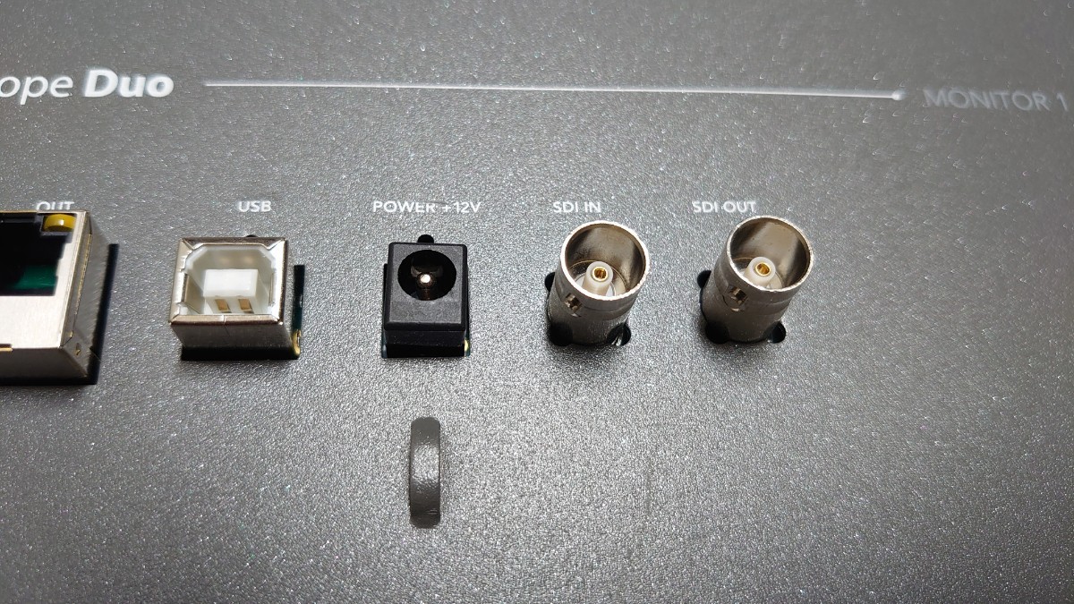 ブラックマジックデザイン SmartScope DUO 4K ブラックマジックデザイン SmartScope DUO 4K