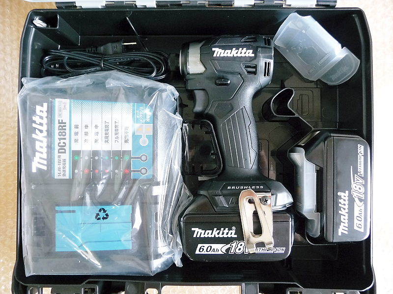 １円～ 未使用 makita マキタ 充電式 インパクトドライバ TD173DRGXB