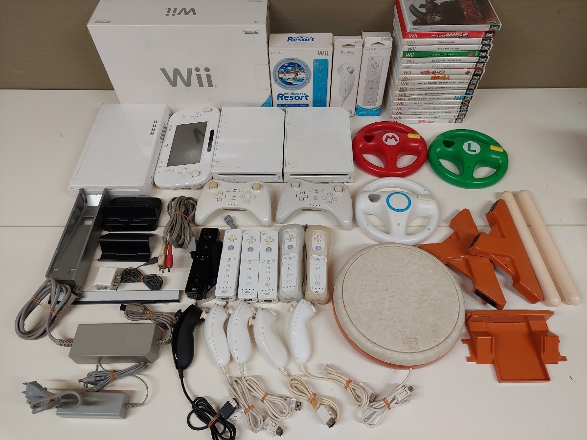 WiiU. Wii本体+周辺機器+ソフト18枚セット/ゼルダの伝説/バイオ