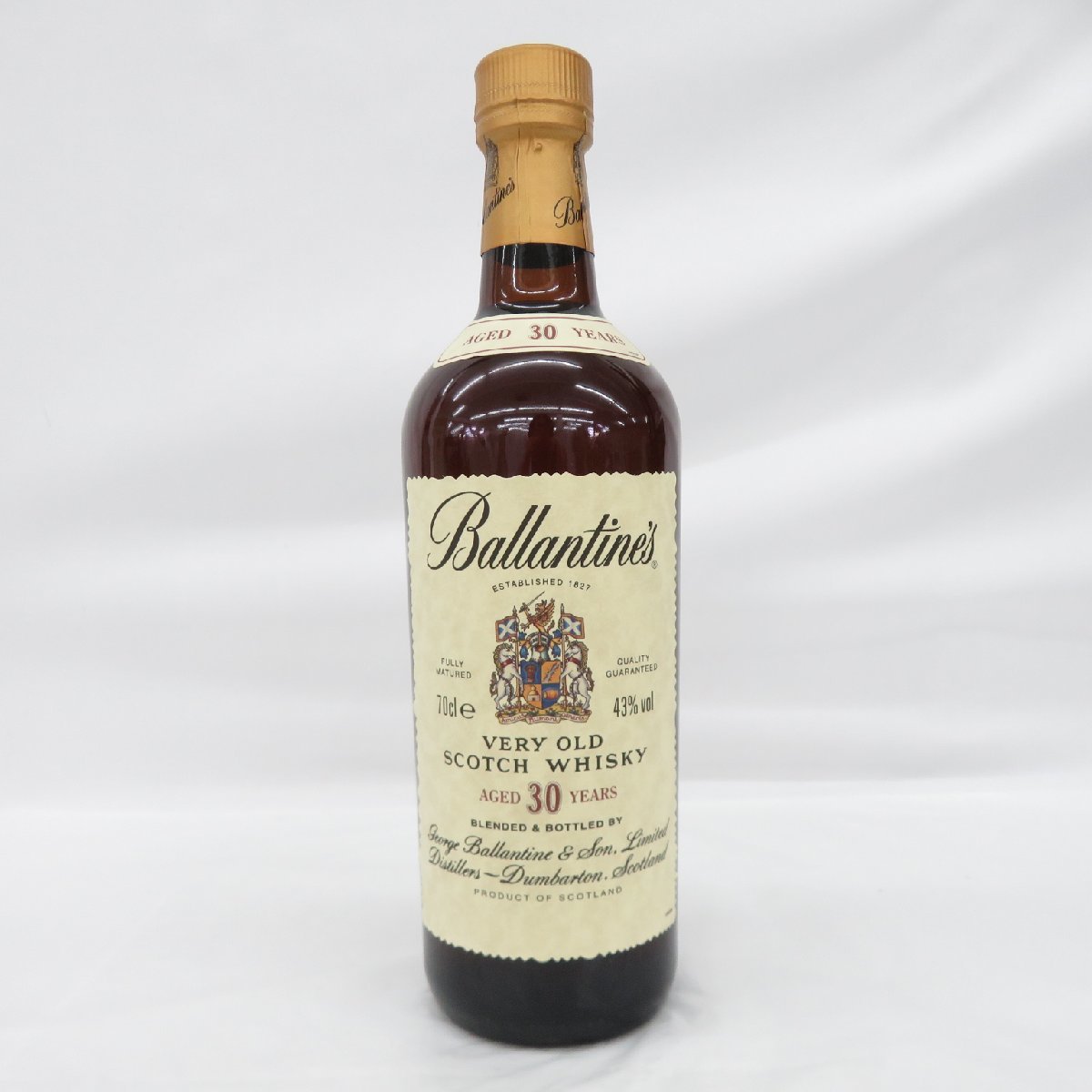 アルコール 【未開栓】Ballantines バランタイン 30年 ベリーオールド 金キャップ ウイスキー 700ml 43% 箱付 113  (連休限定値下)