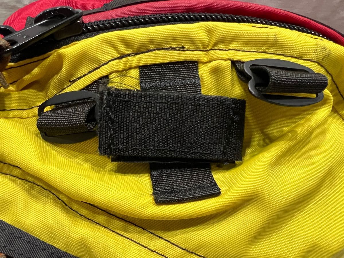90年製 美品 グレゴリー GREGORY 紫タグ デイパック 赤×黄 90年製 美品 グレゴリー GREGORY 紫タグ デイパック 赤×黄