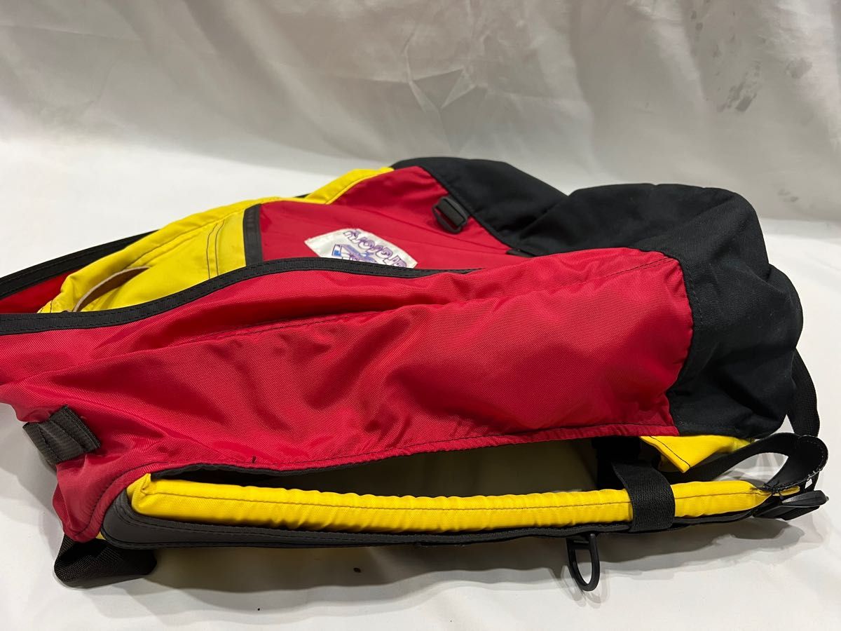 90年製 美品 グレゴリー GREGORY 紫タグ デイパック 赤×黄 90年製 美品 グレゴリー GREGORY 紫タグ デイパック 赤×黄