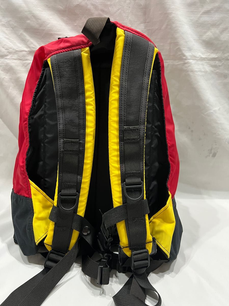 90年製 美品 グレゴリー GREGORY 紫タグ デイパック 赤×黄 90年製 美品 グレゴリー GREGORY 紫タグ デイパック 赤×黄
