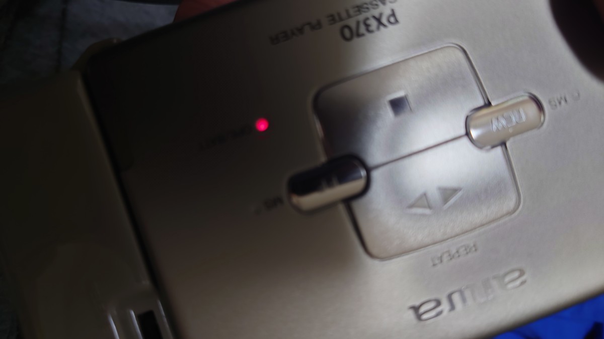 Yahoo!オークション - 2台セット/AIWA カセットプレーヤー HS Yahoo!オークション - 2台セット/AIWA カセットプレーヤー HS