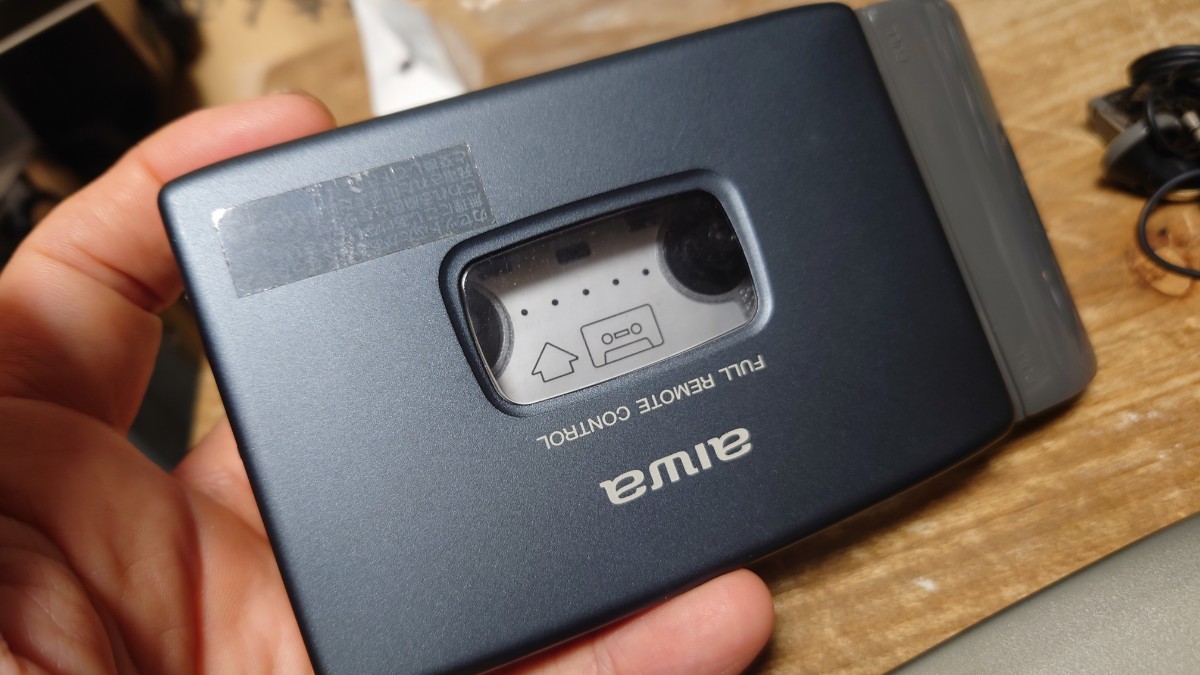 Yahoo!オークション - 2台セット/AIWA カセットプレーヤー HS Yahoo!オークション - 2台セット/AIWA カセットプレーヤー HS