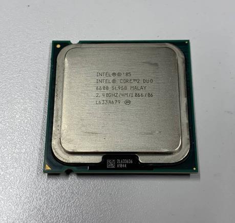 ■送料無料■ CPU Intel Core2 Duo 6600 SL9S8 2.40GHz 4M 中古 動作確認済み 　　CP0105_画像1