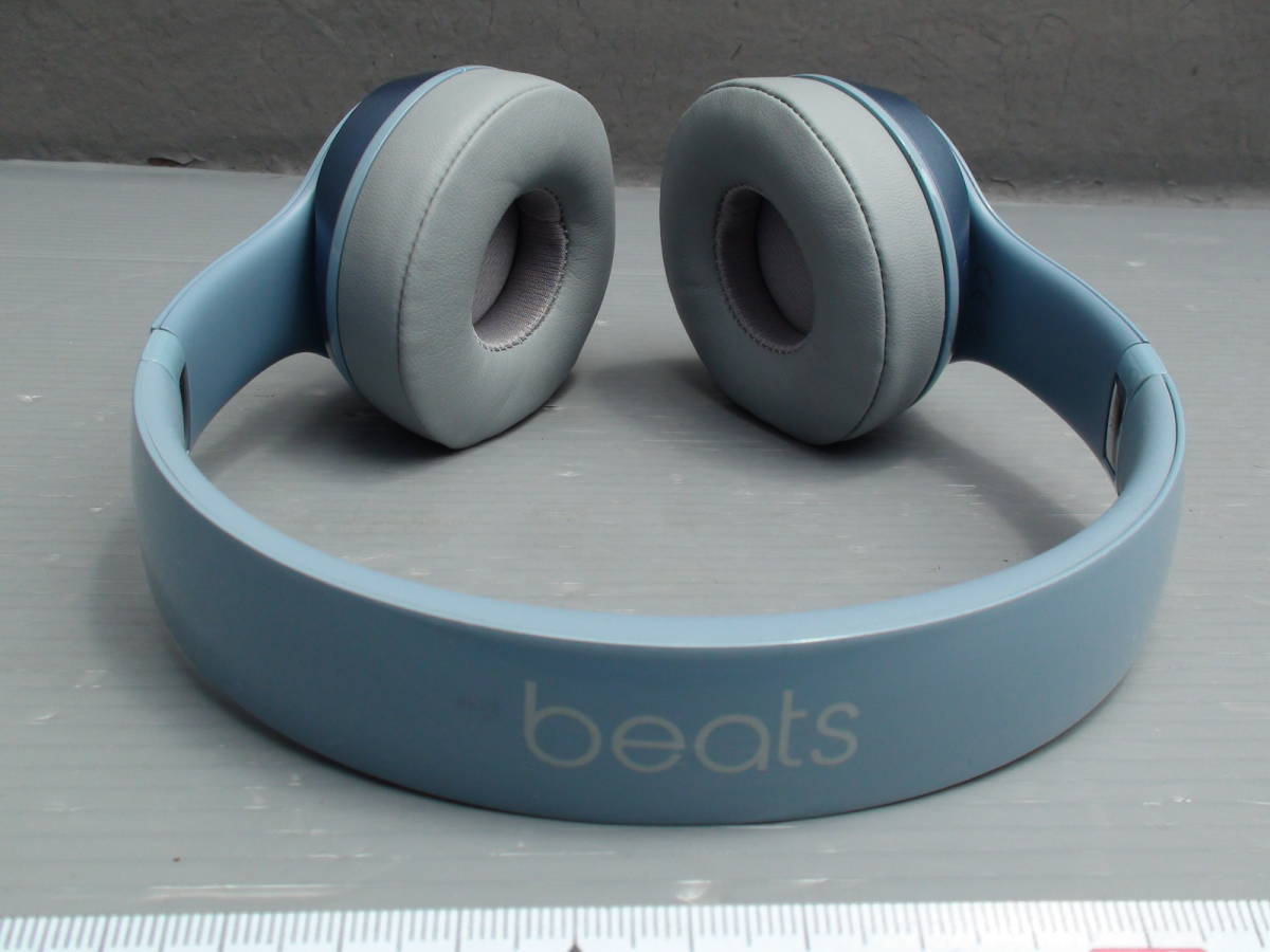 激安/新作 ☆新品相当の美品☆beats Solo2☆軽量ヘッドフォン☆Model