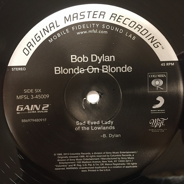 BOB DYLAN   BLONDE ON BLONDE（レコード2枚組）