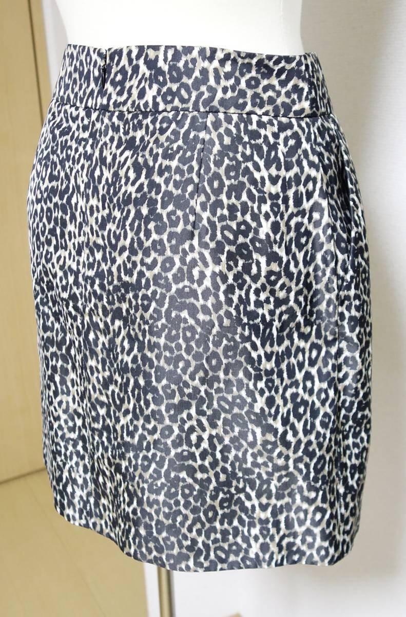  beautiful goods * PAULE KA paul (pole) ka beautiful Silhouette skirt 38 leopard print Leopard pattern Hungary made 