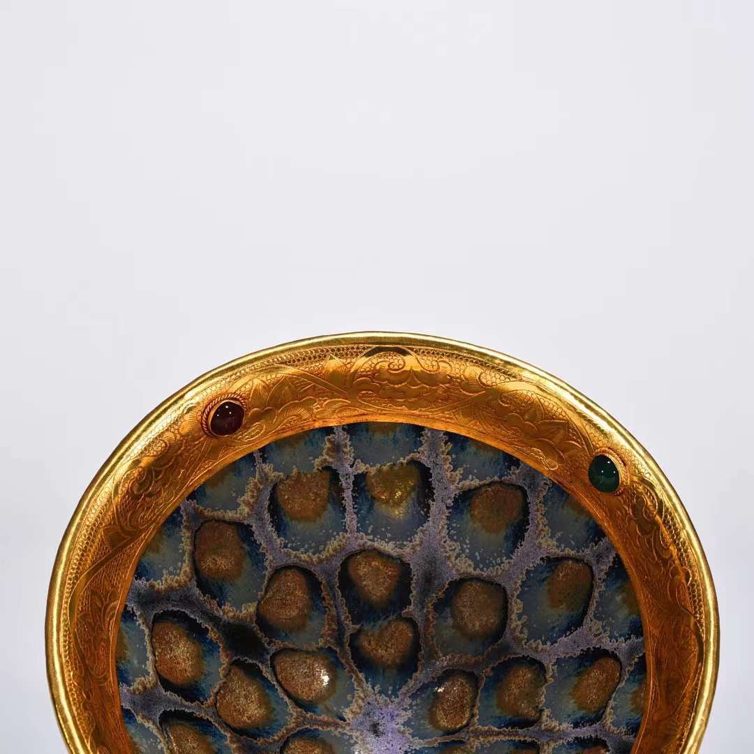 宋時代 建窯 窯変盞 供御款 包金嵌寶石茶碗 唐物 中国美術 高さ7.5cm 