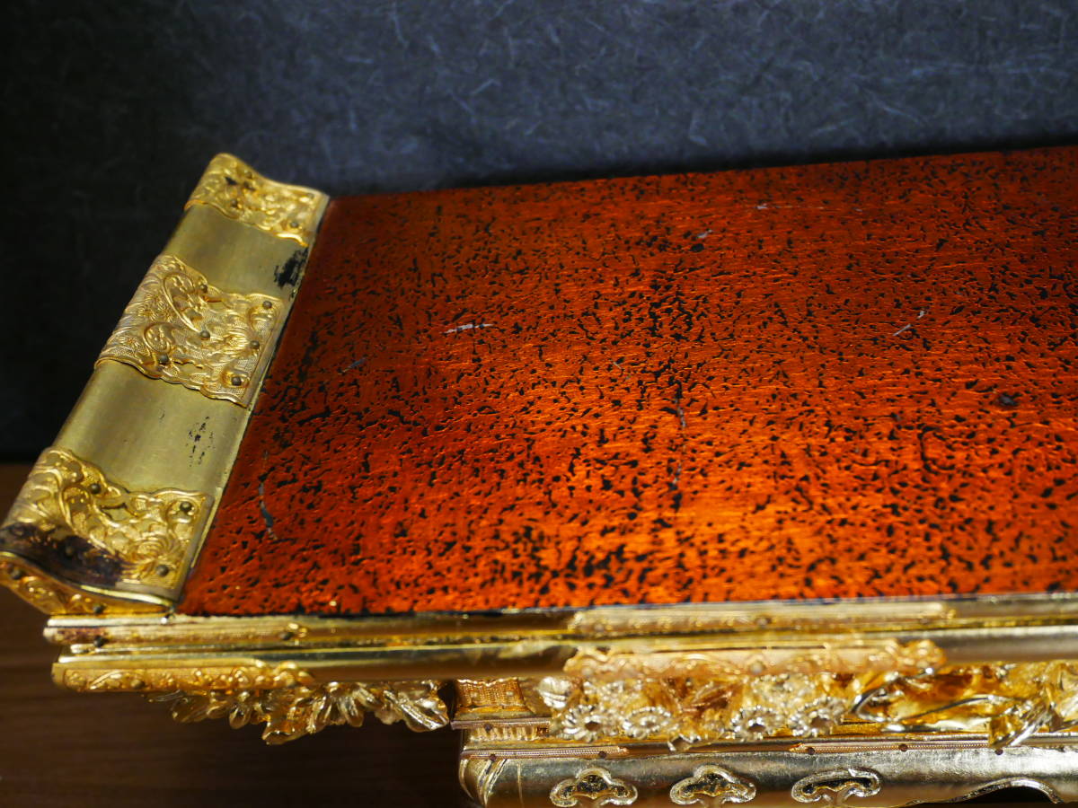 収集品 最高級国産前卓 裏金 木製本金箔 虫喰塗 金具付き 仏具（T） 4626 Mの画像5