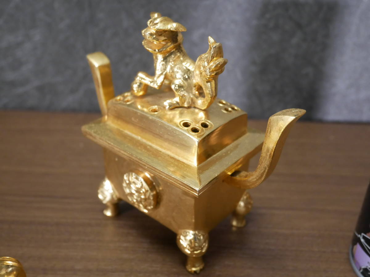 収集品 本金メッキ華鋲と火舎香炉 真鍮製 重目(A2-4) 4602 M 収集品 本金メッキ華鋲と火舎香炉 真鍮製 重目(A2-4) 4602 M