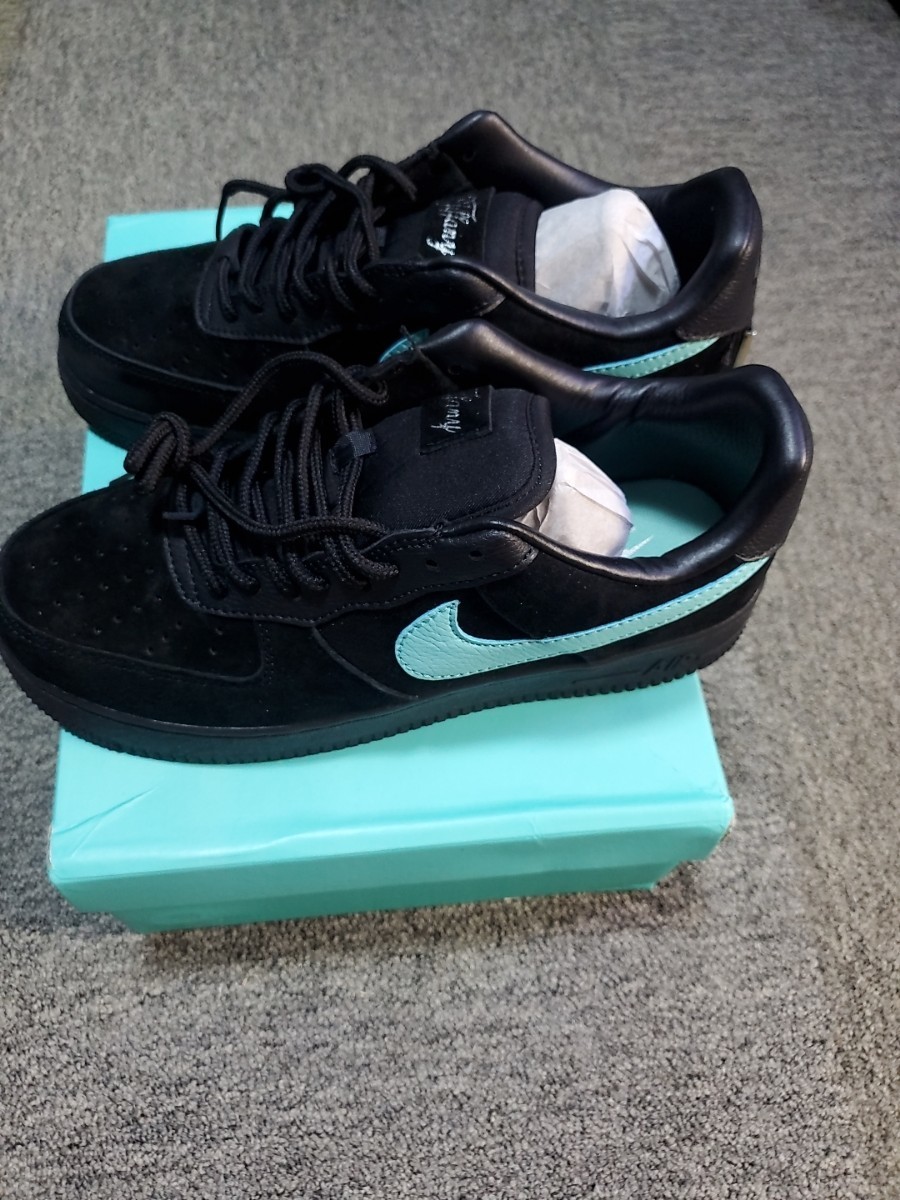 新品未使用nike  tiffany blue