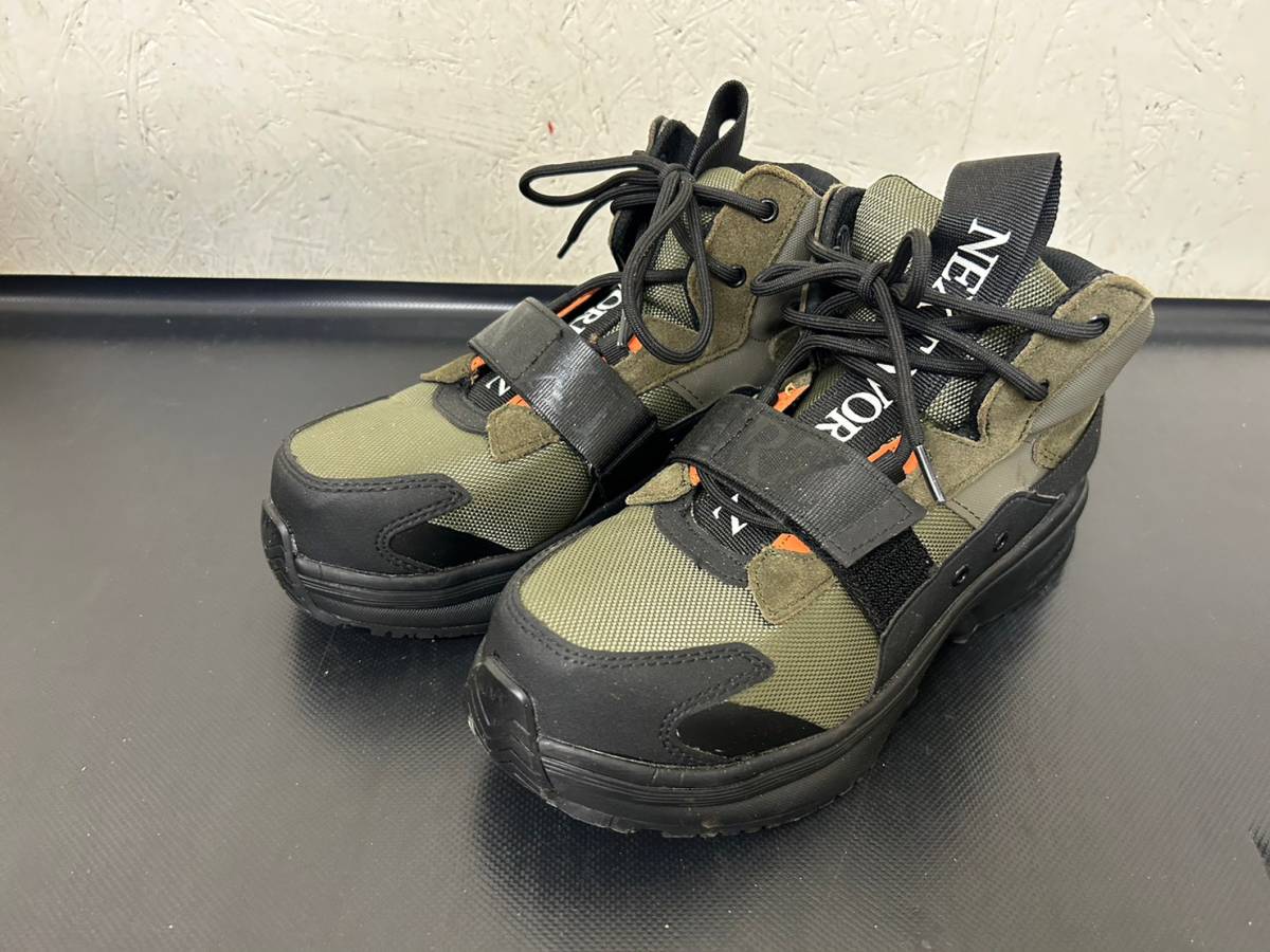 8-14 Mandom マンダム安全靴衝撃吸収耐滑25.5㎝ EEEE 幅広画像分使用