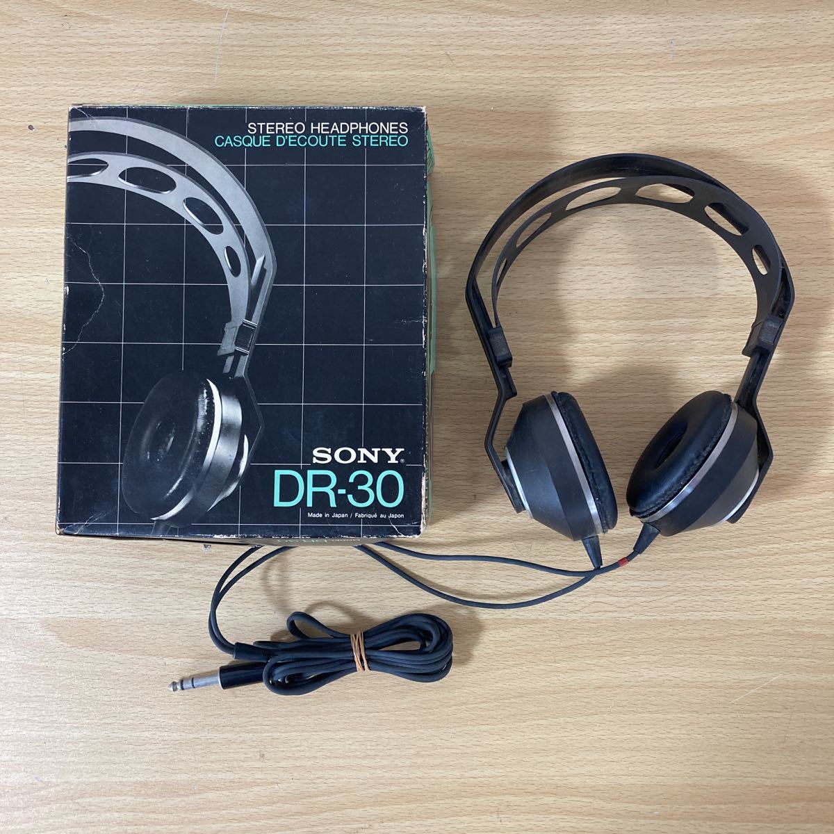 SONY ソニー MODEL DR-30 STEREO HEADPHONES ステレオヘッドホン SONY ソニー MODEL DR-30 STEREO HEADPHONES ステレオヘッドホン