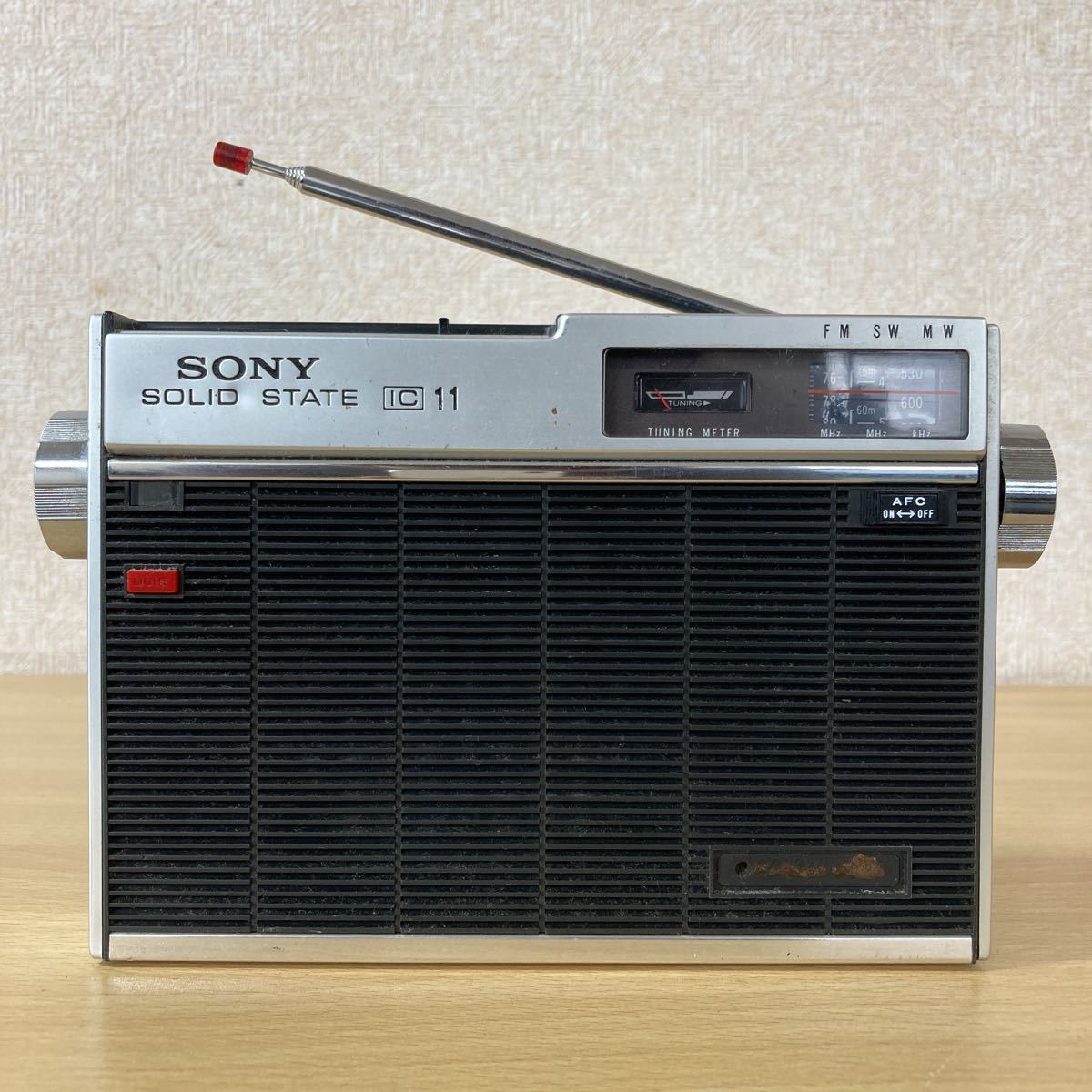 SONY ソニー SOLID STATE IC 11 ICF-110 ラジオ 昭和レトロ