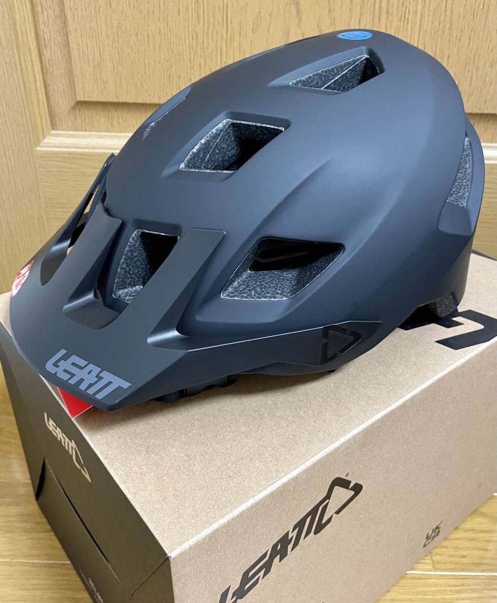 Leatt MTB trail 1 0 helmet 新品 Mサイズ 自転車用ヘルメット