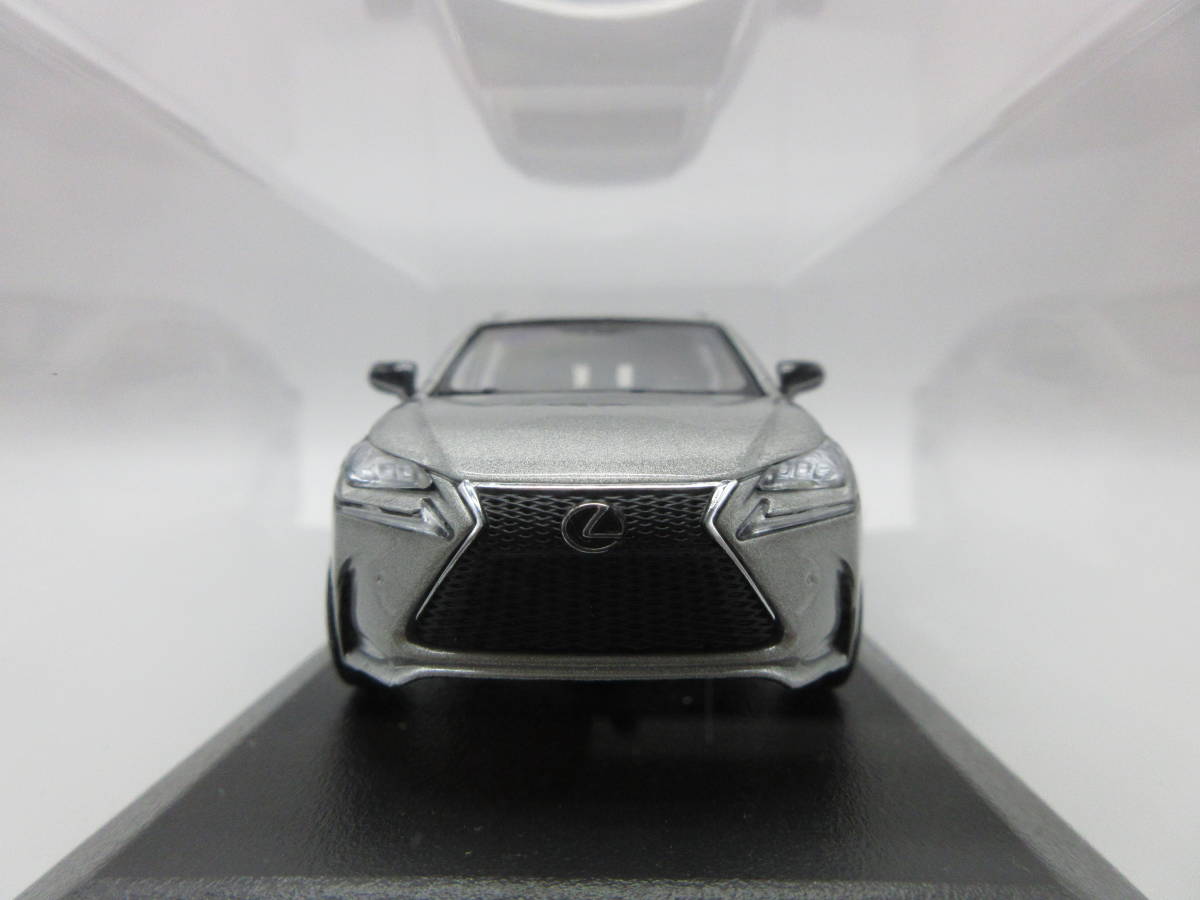 1/43　レクサス LEXUS 初代NX200t　Fスポーツ　ディーラー特注　ミニカー_画像2