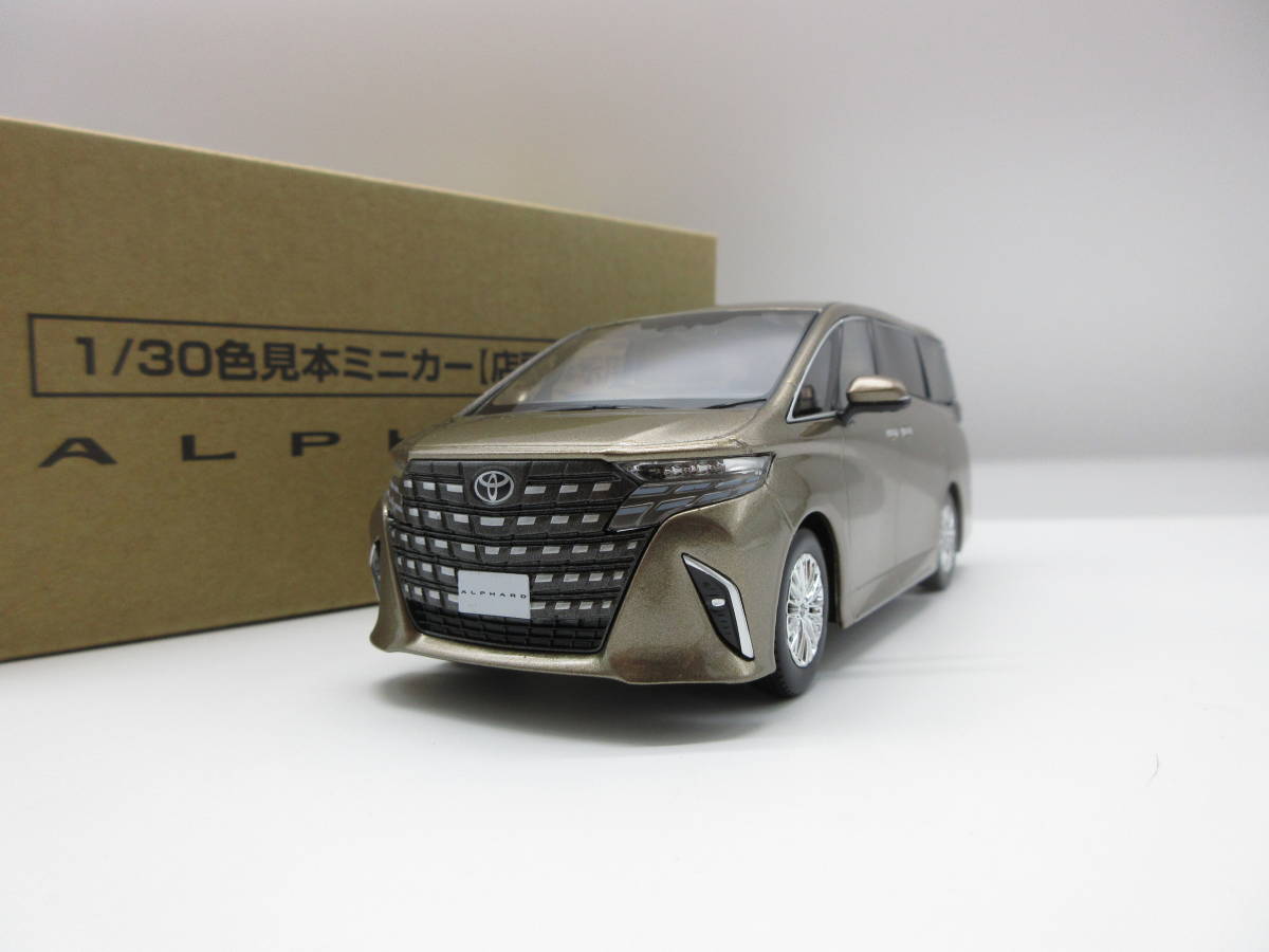 1/30 トヨタ 新型アルファード ALPHARD カラーサンプル 非売品 ミニカー プレシャスレオブロンド_画像1