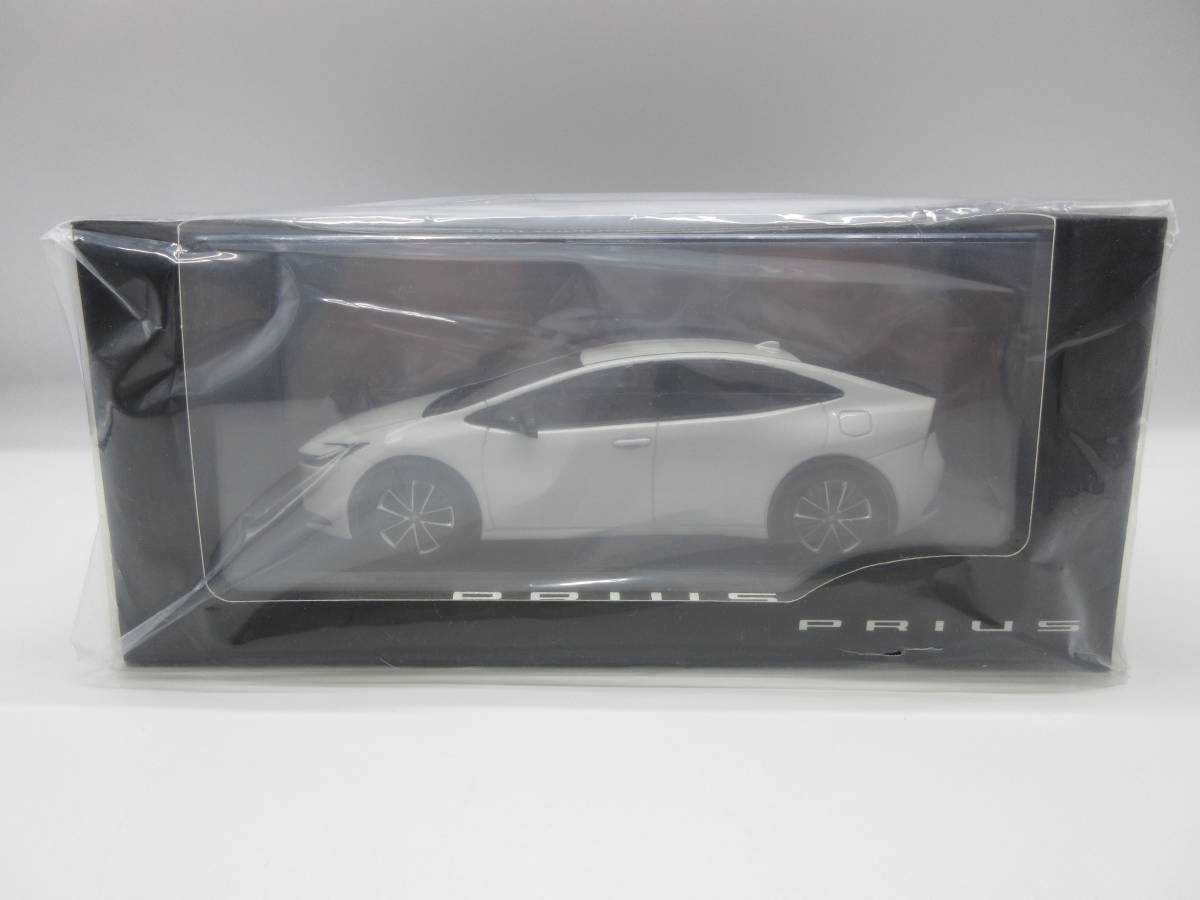 『4年保証』 1/30 トヨタ ミニカー プラチナホワイトパールマイカ カラーサンプル 非売品 新型プリウス 2023年 最新型 乗用車 『4年保証』 1/30 トヨタ ミニカー プラチナホワイトパールマイカ カラーサンプル 非売品 新型プリウス 2023年 最新型 乗用車