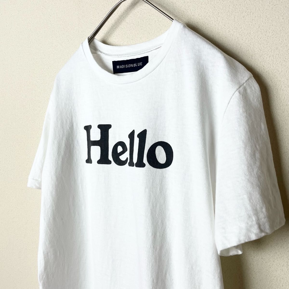限定価格】マディソンブルー HELLO ロゴ Tシャツ ホワイト 00サイズ