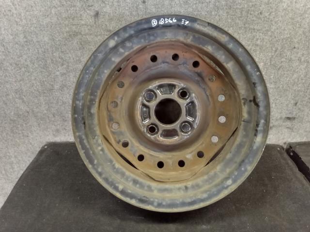 AKE919中古 L250S 12×4.00B 4穴 100 ホイール 純正 スチール_画像3