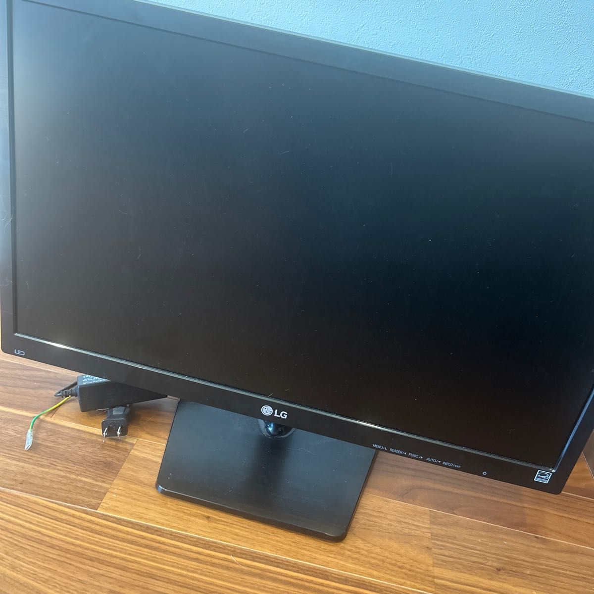 LG液晶　画面サイズ23.5インチ 24M37D-B