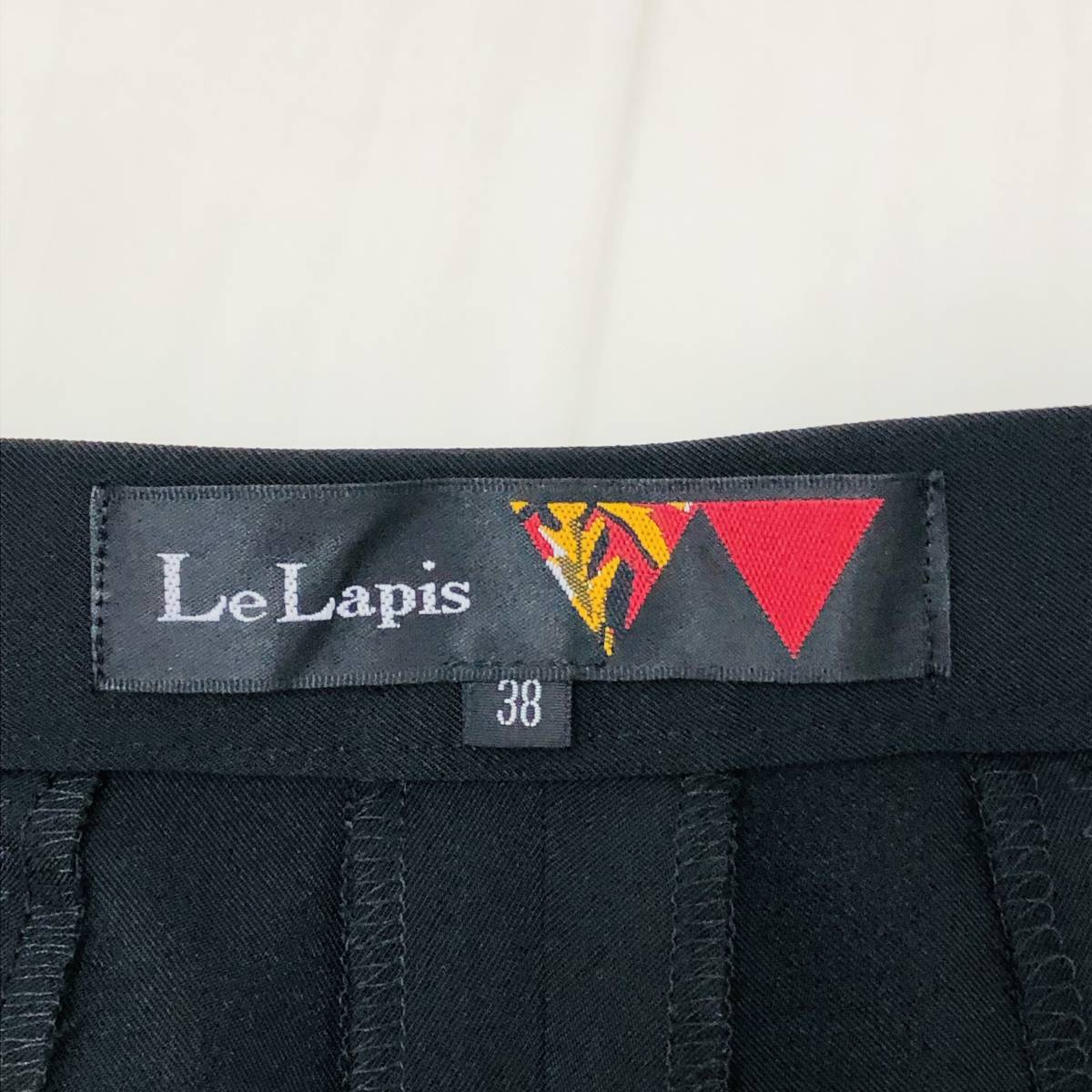 a02517 極美品 Le Lapis スラックス パンツ ストレート ポケット２つ 日本製 ストレッチ 38 黒 レディース オフィススタイリッシュルック_画像8