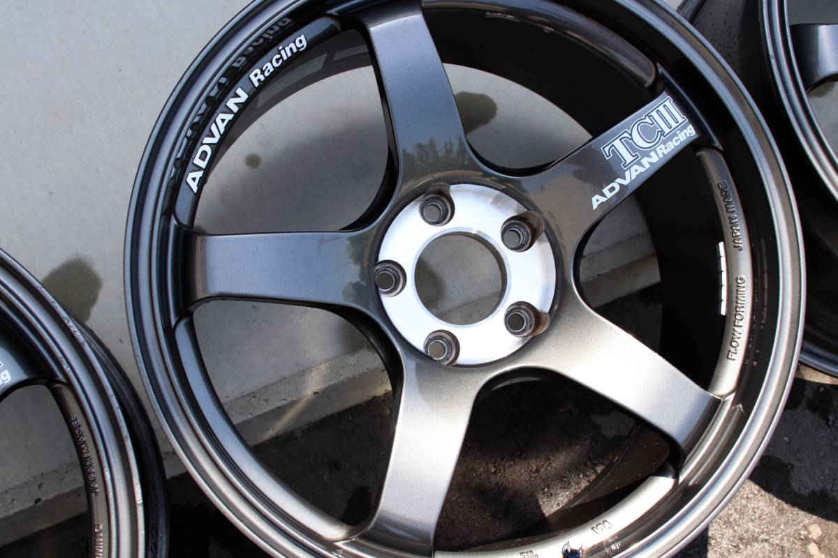 ■ADVAN TC3■深凹！罕見的GT - R尺寸！ ■18×9j 114.3插入25 mm■BNR 32 BCNR 33 BNR 34 Lancer Evan Yokohama <Br> ■ADVAN TC3■ディープコンケイブ！希少GT-Rサイズ！■18×9j 114.3 インセット25mm■BNR32BCNR33BNR34ランエボアドバンヨコハマ