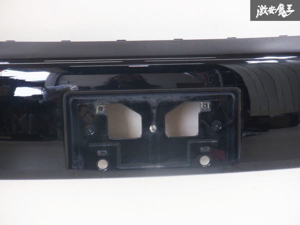 トヨタ純正 ZRR80 80系 前期 フロントバンパーガーニッシュ バンパーパネル ナンバーパネル 53105-28050 ブラック 即納 棚F3_画像3