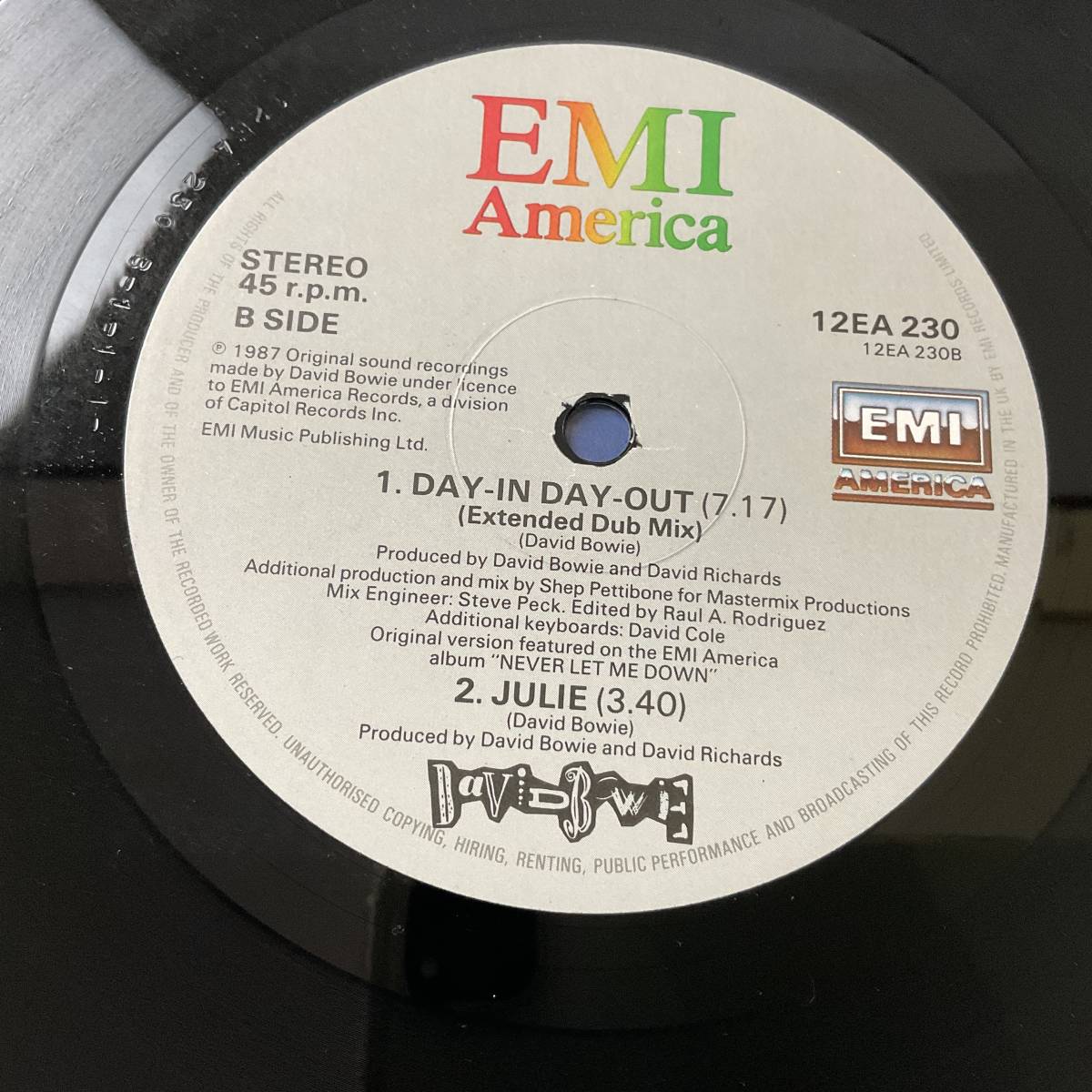 レコード DAVID BOWIE Day-In Day-Out EXTENDED DANCE ＆ DUB MIX EMI America 12EA230 ボウイの画像4