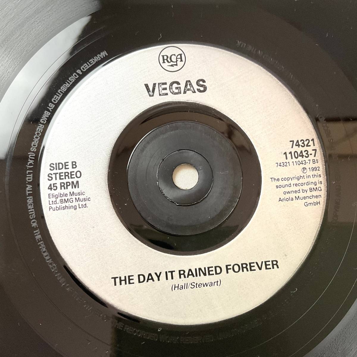 UK ORIGINAL レコード 7“ Vegas TERRY HALL DAVE STEWART Possessed 1992 RCA743211104371/ SPECIALS Eurythmics TOURISTS FB3の画像5