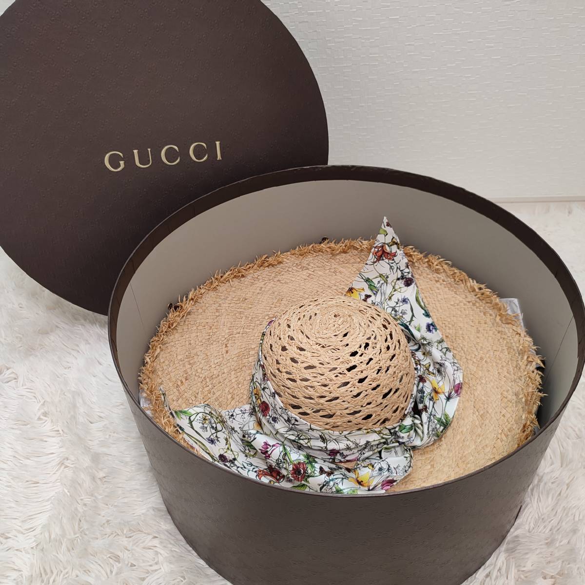 未使用タグ付き＆箱付き ＧＵＣＣＩ グッチ ラフィア ハット フローラ