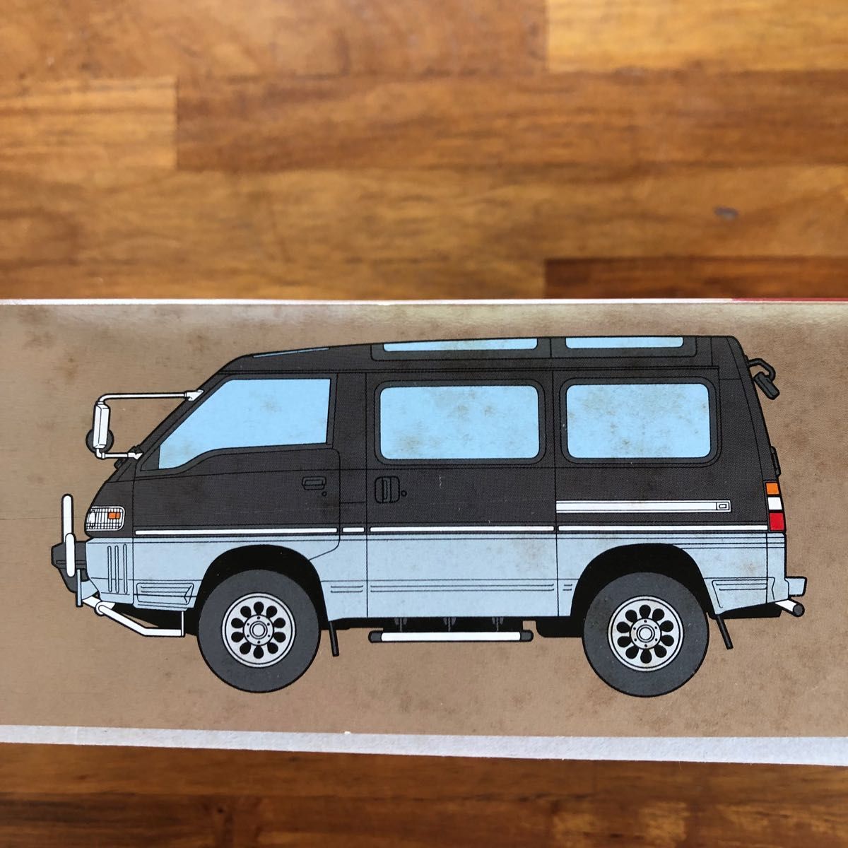 プラモデル 車 未組立 アオシマ 1/24 三菱 デリカスターワゴン プラモデル 車 未組立 アオシマ 1/24 三菱 デリカスターワゴン