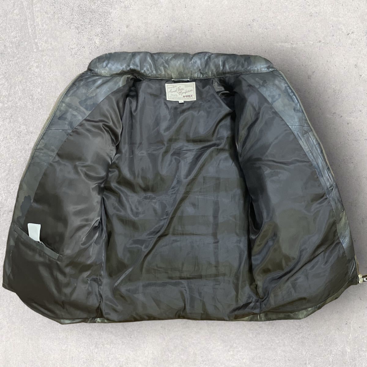 定価¥80 300 AVIREX アヴィレックス ソフトラムレザーダウン 定価¥80 300 AVIREX アヴィレックス ソフトラムレザーダウン