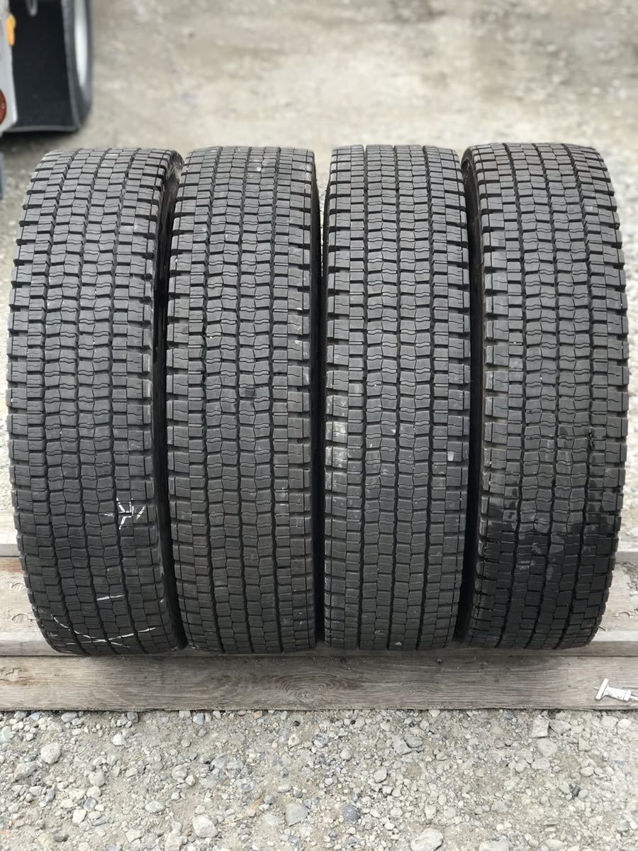 2650 ダンロップ　225/80R17.5 スタッドレス　4本セット_画像1