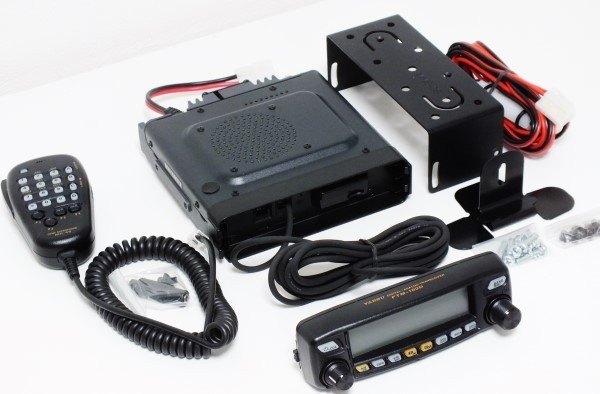 YAESU FTM-100D 144/430MHz帯 デュアルバンド 新スプリアス機 YAESU FTM-100D 144/430MHz帯 デュアルバンド 新スプリアス機