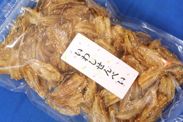 いわしせんべい(たっぷり２００ｇ)お菓子雑魚／小魚せんべい！小鰯煎餅はこれ！いわし珍味、おやついわし、おつまみいわし【送料込】_画像3